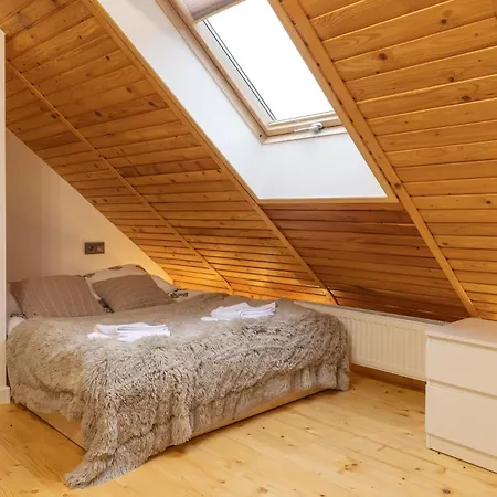 Appartamento Apartamenty Gorskie Szlachtowa - Niedaleko Szczawnicy - Jacuzzi, Basen I Sauna W Cenie - Plac Zabaw *